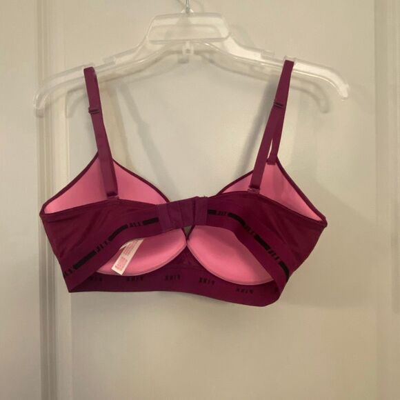 Victoria’s Secret bra wear everywhere wireless push-up size 34D - Picture 3 of 9